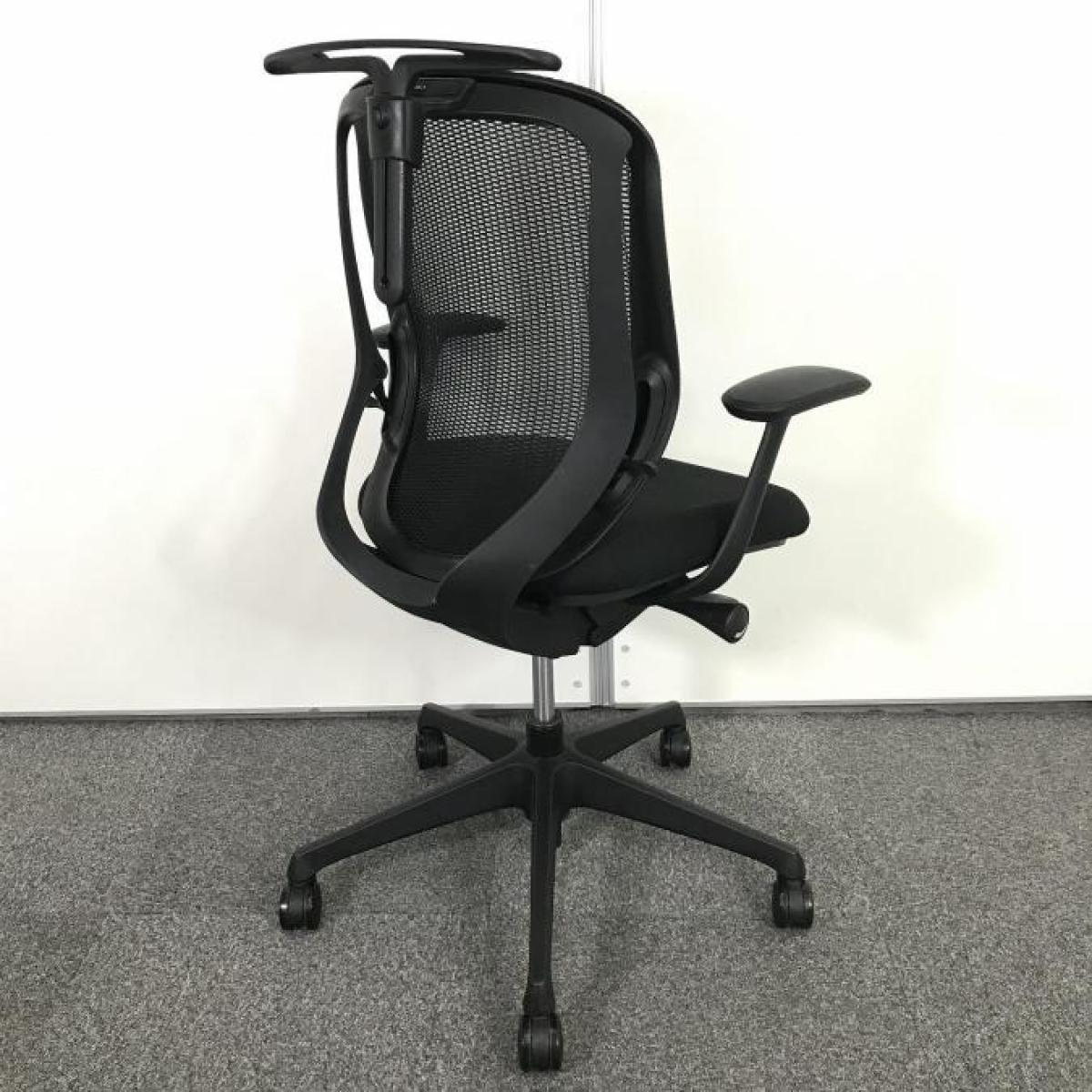中古 okamura製 シルフィ メッシュチェア ハンガー付き C635XR 2324
