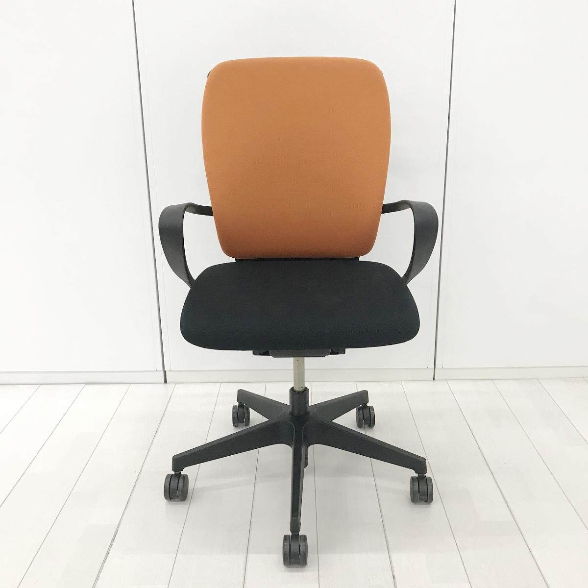 ★美品★オフィスチェア イトーキ フルゴ 黒 中古】フルゴ KF-436GBHT1T1D3 イトーキ/ITOKI 肘付ハイバックチェア