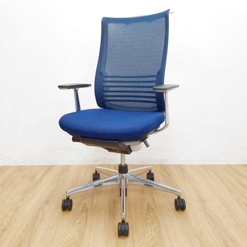 【中古】ベゼル アルミポリッシュ  コクヨ（KOKUYO） 肘付ハイバックチェア