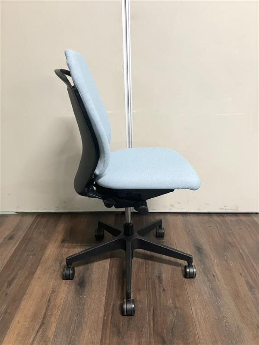 中古】フルゴ イトーキ/ITOKI 肘無ローバックチェア 584237 - 中古 