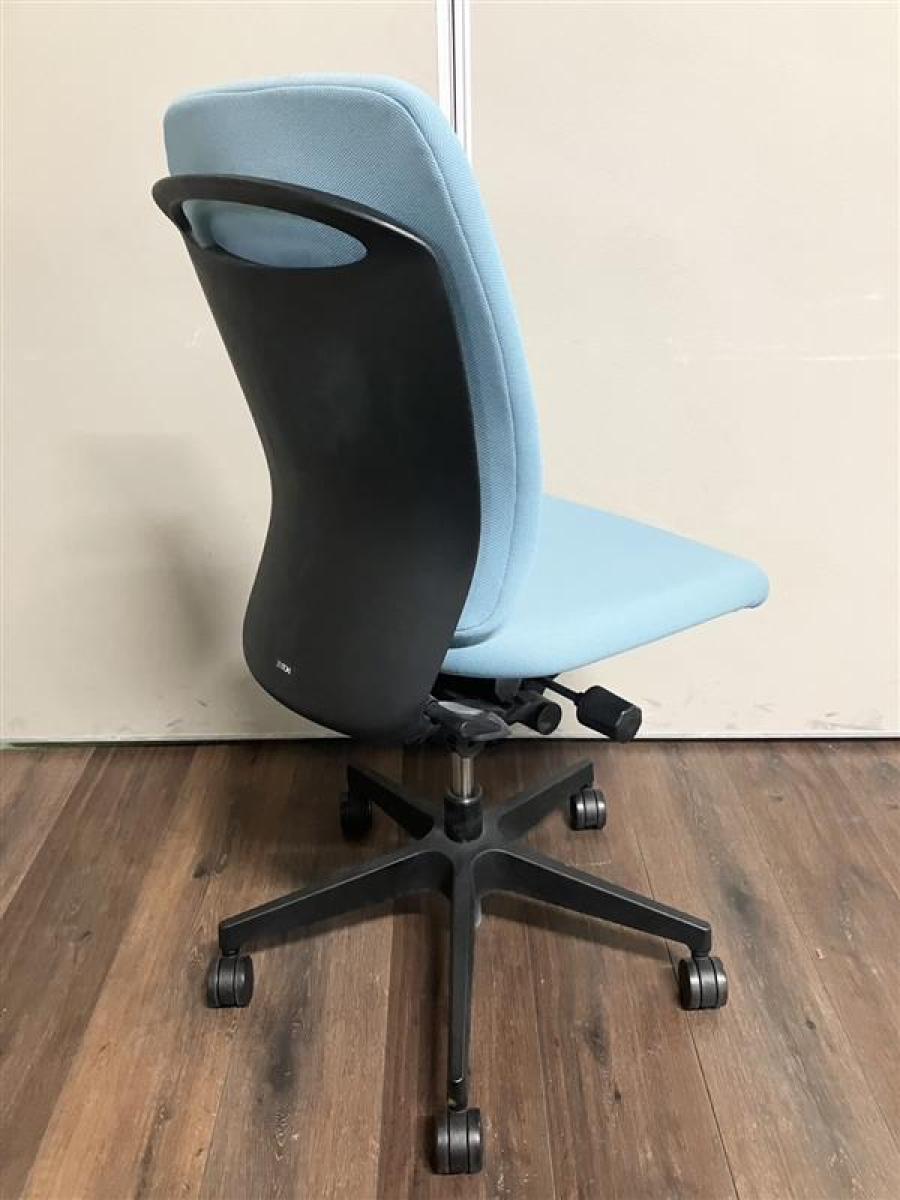 中古】フルゴ イトーキ/ITOKI 肘無ローバックチェア 584241 - 中古 
