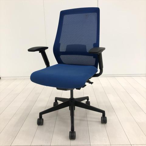 【中古】セレッツァ  ウチダ（UCHIDA) 肘付ハイバックチェア