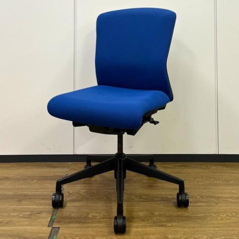 【中古】エルフィ  ウチダ（UCHIDA) 肘無ミドルバックチェア