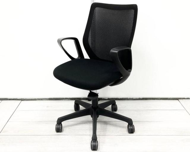 【中古】CG-M メッシュ  オカムラ（okamura） 肘付ローバックチェア