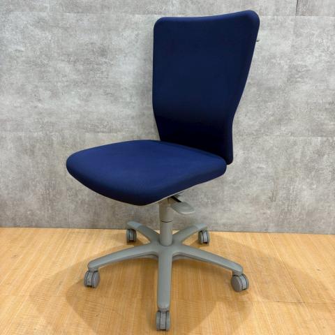 【中古】カロッツァチェア  オカムラ（okamura） 肘無ハイバックチェア