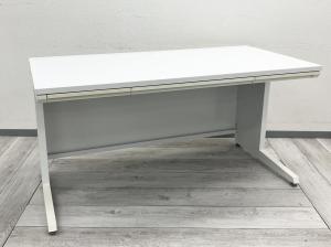 ゆとりのあるワークスペースで作業効率アップ！/オススメ(おすすめ) /人気商品【弊社使用欄：A01071369】平机　引き出し付き　W1400×D700×H720mm　■ホワイト/■オカムラ（okamura）　アドバンス（ADVANCE）シリーズ