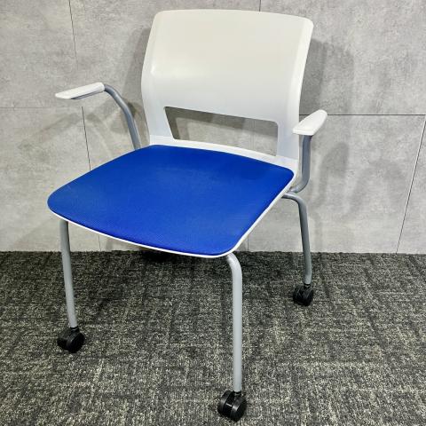 【中古】CK-810 シリーズ CK-161C-W コクヨ（KOKUYO） スタッキングチェア