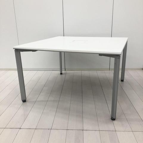 【584151】【使い方は自由自在!】■ コクヨ(KOKUYO)製 ワークソート(WORKSORT)シリーズ ワークテーブル W1200mm ■配線ボックス付 ■ホワイト オフィスバスターズ 水戸サテライト 大子町 北茨城市 高萩市 日立市 常陸太田市 常陸大宮市 那珂市 東海村 ひたちなか市 城里町 水戸市 笠間市 茨城町 大洗町 小美玉市