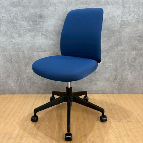 【中古】Elua（エルア） CO2S-B101C-T7T71 コクヨ（KOKUYO） 肘無ローバックチェア