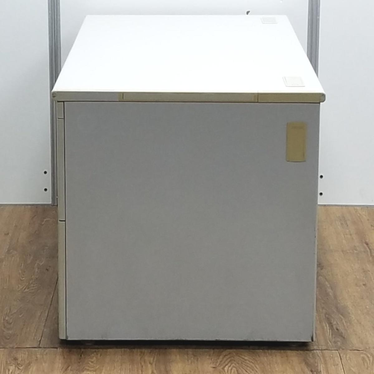 【中古】SDシリーズ オカムラ/okamura 片袖机 584641 - 中古オフィス家具ならオフィスバスターズ