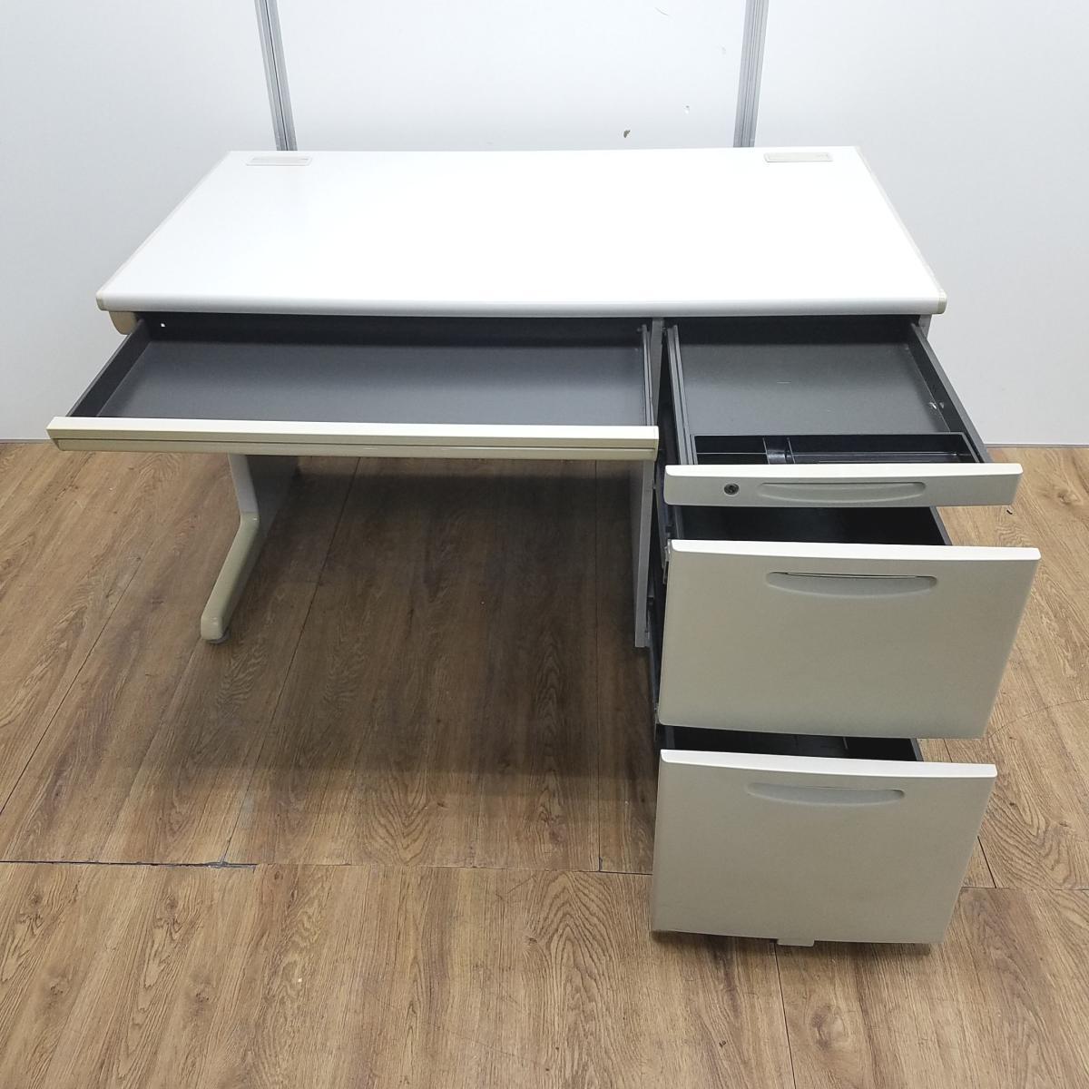 【中古】SDシリーズ オカムラ/okamura 片袖机 584641 - 中古オフィス家具ならオフィスバスターズ