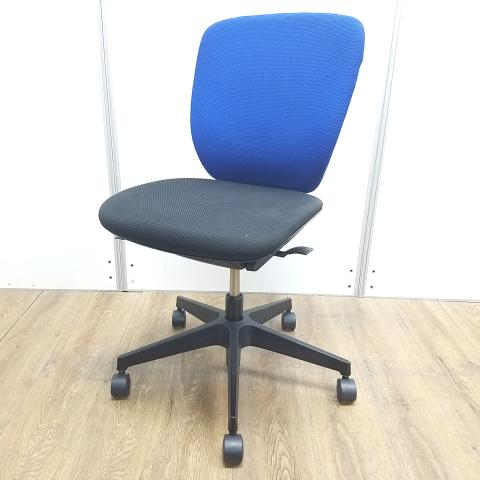 【中古】プラオチェア  イトーキ（ITOKI） 肘無ローバックチェア