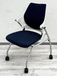 効率的な収納と快適な座り心地を両立。会議や研修に最適な12脚セット　#岐阜市 #大垣市 #各務原市 #多治見市 #羽島市 #一宮市 #名古屋市 #春日井市 #小牧市 #四日市市 #三重県 #滋賀県