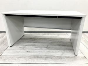 洗練されたパネル脚デザイン。配線もスマートな大容量デスク#静岡市（葵区） #浜松市（中区） #磐田市 #富士市 #沼津市 #三島市#長野県