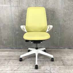 【在庫入替セール品！（本在庫限定価格）】美しいデザインに上質な座り心地！　■イトーキ　ノートチェア　肘付　カナリアイエロー　テクスチャードメッシュバック　【ITOKI　nort】534729