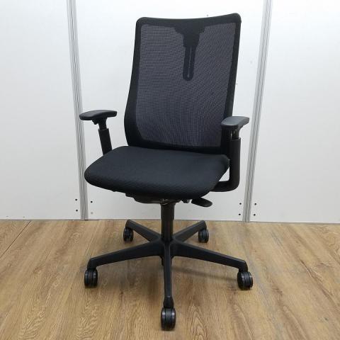 【中古】フルーエントチェア  オカムラ（okamura） 肘付ハイバックチェア