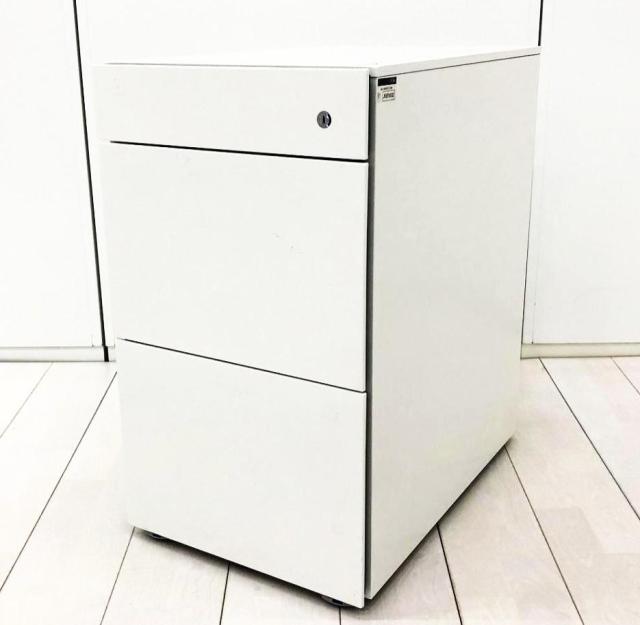 【フラットフェースなデザインワゴン！】■イトーキ　インステートシリーズ　3段ワゴン　ホワイト　H684mm【ハイワゴン】【ITOKI　INSTATE】