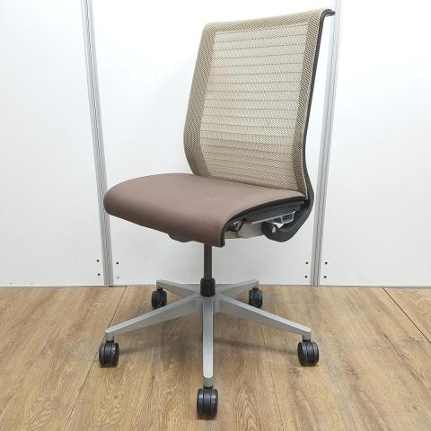 【中古】シンクチェア（旧モデル）  Steelcase（スチールケース） 肘無ハイバックチェア