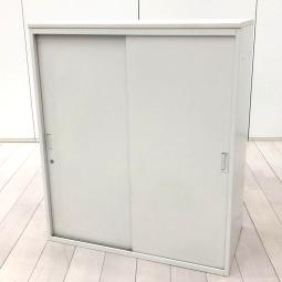 【スライド扉でスペースを有効活用！】■イトーキ　シンラインシリーズ　引戸書庫　ホワイト天板付　ベース無【ITOKI　THIN LINE CABINET】