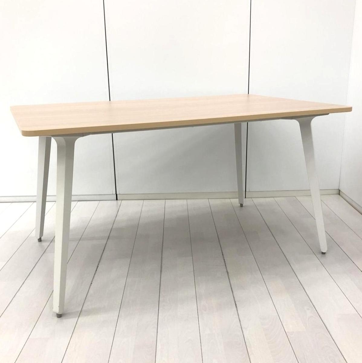 【アイデアがあふれる創造的なオフィスに！】■ウチダ　レムナシリーズ　ミーティングテーブル　W1400×D900×H720㎜　木目天板　ホワイト脚　■4名程度での会議用にオススメ！　リビングライクなデザイン！【UCHIDA　LEMNA】【ABW】
                        レムナ
                                    中古
            