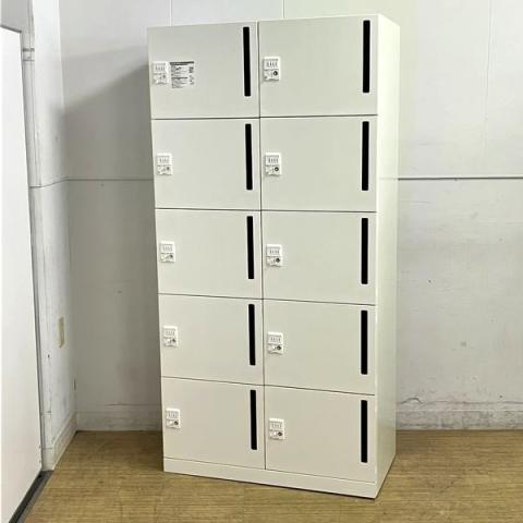 オカムラ　ピクスライン　10人用パーソナルロッカー　メールポスト付き　ホワイト　ダイヤル錠による安心感抜群の施錠管理　※暗証番号検索キーは別途作成可能