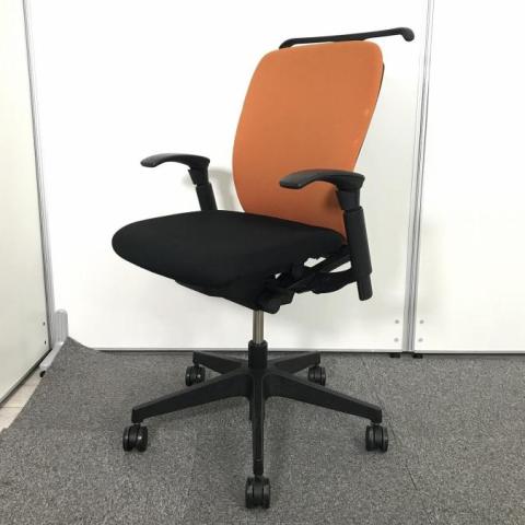 【中古】フルゴ KF-440GBHT1T1D3 イトーキ（ITOKI） 肘付ローバックチェア