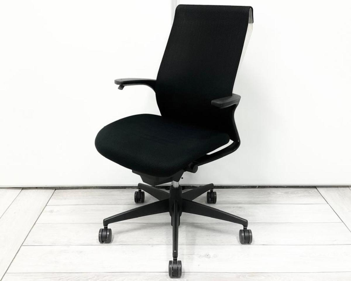 中古】M4 樹脂 コクヨ/KOKUYO 肘付ハイバックチェア 585106 - 中古