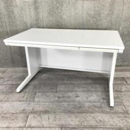 オカムラ製の平机/事務机【アドバンス/ホワイト】が入荷しました！ ＊福岡市で中古オフィス家具をお探しなら、オフィスバスターズ福岡南店へ！