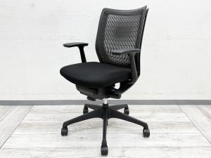 【西】※シンプルで使いやすい、オカムラの定番OAチェア※■オカムラ　ヴィスコンテ　　■固定肘　■ブラック　【福岡西店在庫】【チェア】【椅子】【イス】【事務椅子】【格安】【安い】【福岡オフィス家具】【福岡中古家具】【中古事務什器】【中古チェア】【中古椅子】