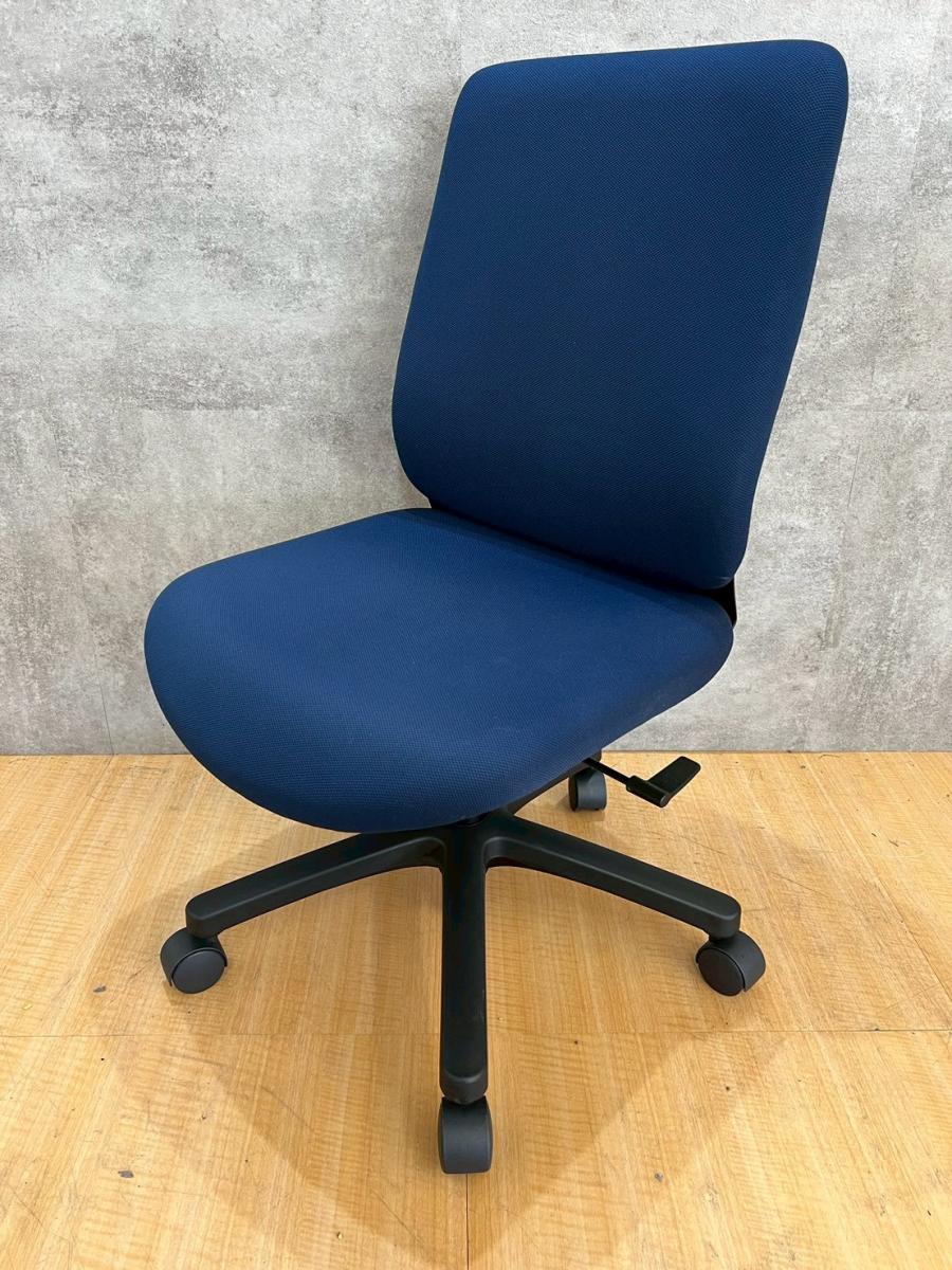 【南】イトーキ製のオフィスチェア【トルテチェア】が入荷しました！　＊福岡市で中古オフィス家具をお探しなら、オフィスバスターズ福岡南店へ！ 福岡市南区を拠点に、デスク・チェア・書庫・複合機など中古オフィス家具を一式ご提供。福岡市内のオフィス移転や起業、レイアウト変更もワンストップでサポートします。＊
                        トルテチェア
                                    中古
            