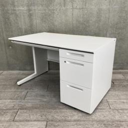 【定番サイズの幅1200㎜！人気のホワイト色の片袖机！】■コクヨ（KOKUYO）製　is（アイエス）シリーズ　片袖机■W1200×D700×H720mm　■ホワイト