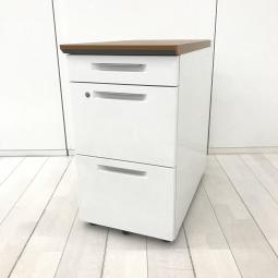 【収納と作業スペースを同時に確保！フリアドデスクや平机のお供に！】■コクヨ（KOKUYO）　iS（アイエス）シリーズ　3段脇机　■W400×D700×H720mm　■シリンダー錠　■天板:木目ナチュラル×ホワイト【2511】弊社使用欄【A01046412】