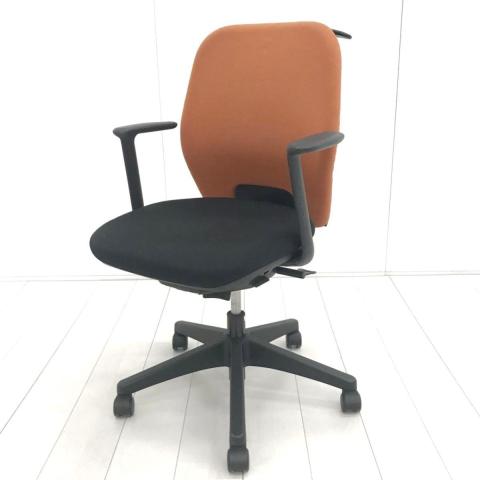 【中古】シエルトチェア CEA-10C ウチダ（UCHIDA) 肘付ミドルバックチェア