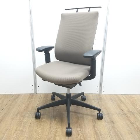 【中古】ウィザード3 樹脂  コクヨ（KOKUYO） 肘付ハイバックチェア