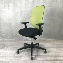 【在庫入替セール】■プラス(PLUS)製　ジロフレックス 353(giroflex 353)　肘付　ハイバック　メッシュバックタイプ　■固定肘　■背面：イエローグリーン/座面：ブラック【A01046199】