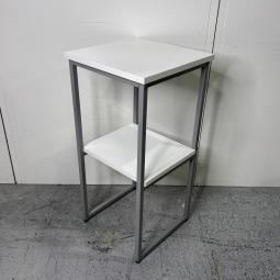 ★ホワイト　W350xD350xH730サイズ　シンプルだから、どんな空間にもちょうどいい！　省スペースで使える2段サイドテーブル！　プリンター台・電話台！！