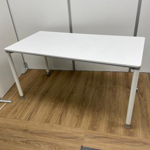 【中古】アプションフリー  オカムラ（okamura） ミーティングテーブル（会議机）