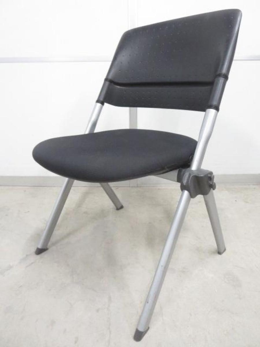 【水平にも垂直にもスタッキングできる！】■オカムラ製　マルチスタッキングチェア　LITA(リータ)　ブラック　■フリーロッキング機構で快適な座り心地！　ネスティングチェア
                        リータ
                                    中古
            