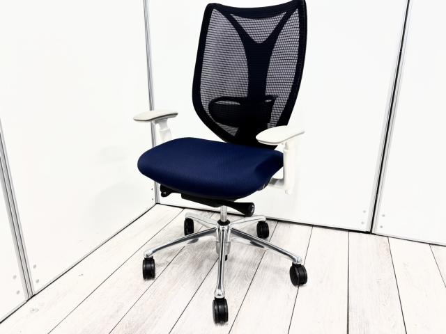 【中古】サブリナ  オカムラ（okamura） 肘付ハイバックチェア