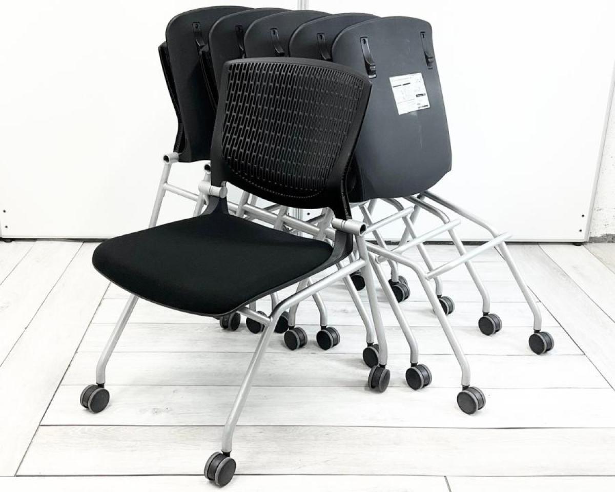 【セット商品（チェア×６脚）】多目的チェア ミーティングチェア キャスター付 オススメ(おすすめ) 大人気 ・Okamura/オカムラ ・Grata/グラータ ※横浜本店撮影画像※
                        グラータチェア
                                    中古
            