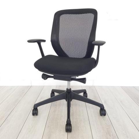 【中古】シルフィーメッシュ  オカムラ（okamura） 肘付ローバックチェア