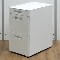 【関西外部倉庫品】コクヨ製　人気のGTシリーズ　ホワイト　シリンダー　注意※高さ680サイズ　2段目、3段目A4ファイルが収納可能！　3段ワゴン！！