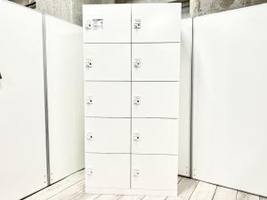 鍵の持ち運び要らず！人気のダイヤル錠タイプ！デザインと機能を両立した人気商品です！
■オカムラ/ピクスライン/ホワイト　10人用ロッカー