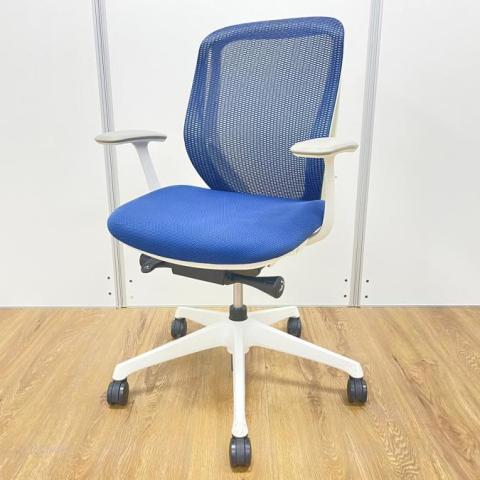 【中古】シルフィーメッシュ  オカムラ（okamura） 肘付ローバックチェア