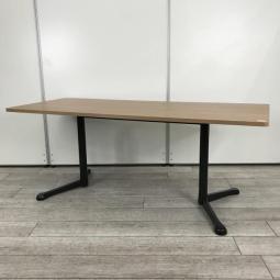 【限定1台！】ちょっとおしゃれなテーブルを！打ち合わせにオススメ！キャスター付■オカムラ/アクティアフェロー/ナチュラル