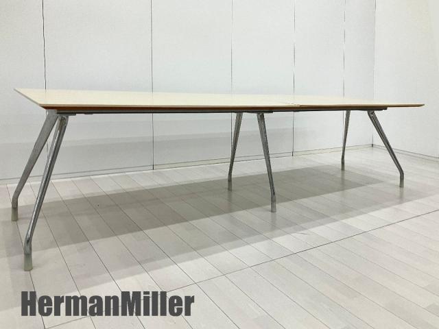 【中古】アバック エンバイロメンツ  Herman Miller（ハーマンミラー） ミーティングテーブル（会議机）