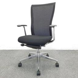 【人の動きに近づいた3Dフィット構造！】■コクヨ　フォスターチェア　肘付　ブラック　■上半身の動きに快適フィット！ハイグレードメッシュチェア！【KOKUYO　FOSTER】★