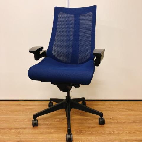 【中古】アクト メッシュ 樹脂 KG-477JB-T1B2 イトーキ（ITOKI） 肘付ハイバックチェア