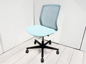 ローコストながら使い勝手抜群、シンプルフォルムのOAチェア！大人気背面メッシュチェアが入荷！ 
■内田洋行/カリッサ2 (CARISSA2)/アクアブルー　フレーム：ホワイト