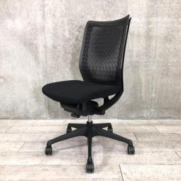 【通気性バツグンな背もたれと快適なクッション性で大人気のOAチェア入荷！】■オカムラ（okamura）製　ヴィスコンテチェア　肘無　ハイバック　背面樹脂メッシュ　■プレーンブラック